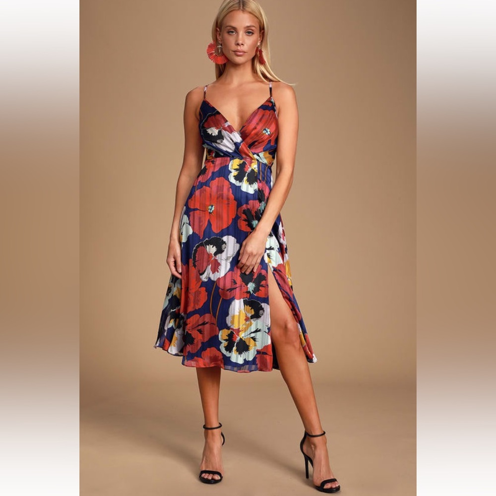 Lulu’s All About Love Floral Midi Dress